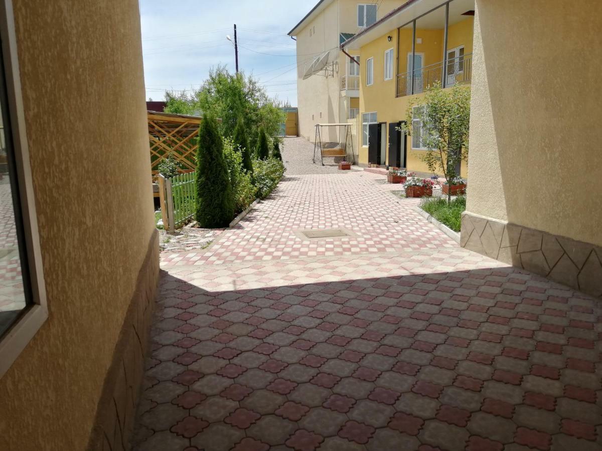 Guest House Arbat Cholpon-Ata Exterior foto